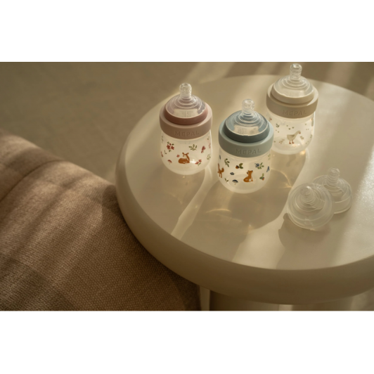 Dojčenské fľaše 165 ml + 240 ml + 2 cumlíky Forest Friends