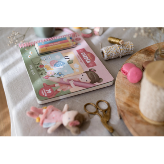 Omaľovánky s pastelkami Záhrada Rosa