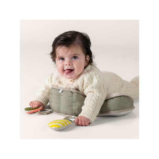 Vankúšik pre hru na brušku Panda