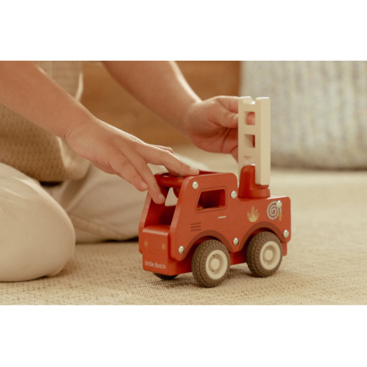 Hasičské auto drevené