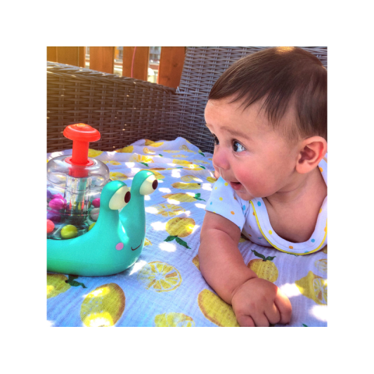 Svietiaci slimák s guličkami