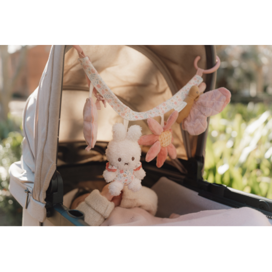 Reťaz na kočík králiček Miffy Lucky Blossom